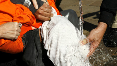 remorseless cheney says cia interrogators heroes not torturers