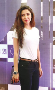 mahira khan to star opposite shahrukh khan in raees