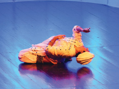 dance fest classical dancers spellbind sway audience