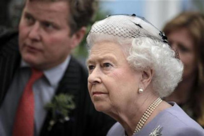 queen sends message of condolence