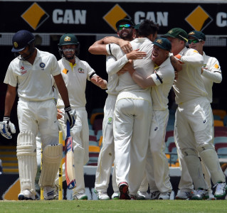 2nd test india left lamenting as australia win by four wickets