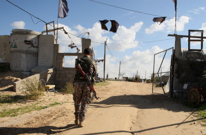 israel aircraft bomb gaza for first time since august truce