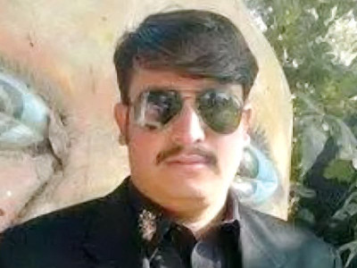 unsung hero the guard of shadows