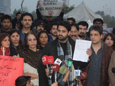 lal masjid protesters receive threats from taliban lal masjid protesters receive threats from taliban