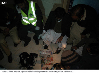 threat averted bomb on taxila bound van defused