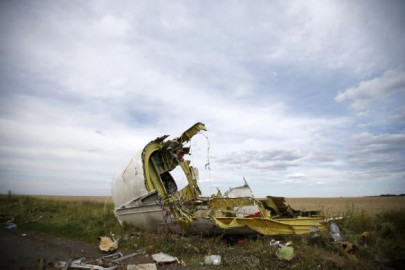 russia says ukrainian pilot behind mh17 crash