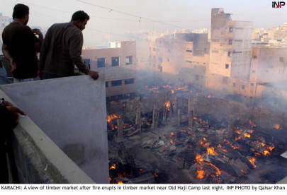 factory timber shops vehicles gutted in karachi infernos factory timber shops vehicles gutted in karachi infernos