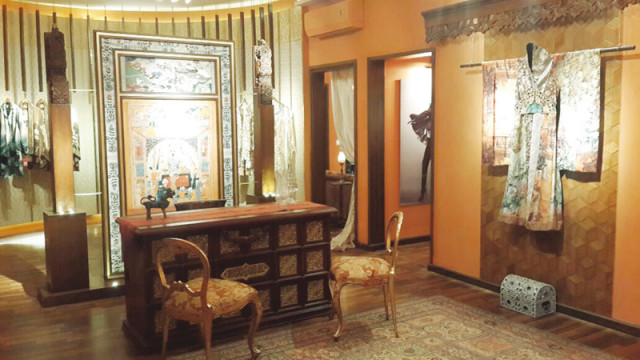 quaint grandeur meets retail vista quaint grandeur meets retail vista