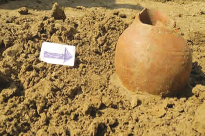 collaborating over history archaeology department takes over mian khan site