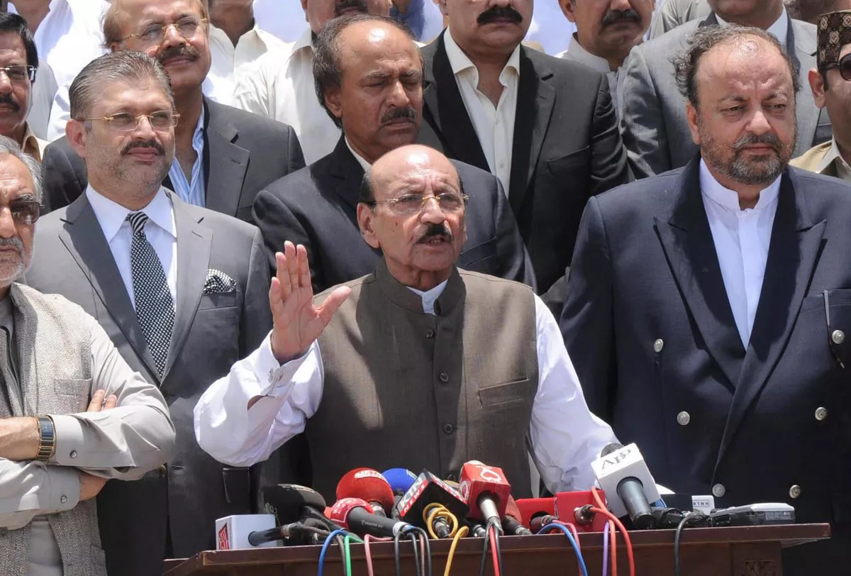 durrani said that he was calling for a no confidence motion in order to appease former military dictator gen retd pervez musharraf when asked about the meeting of ppp leader nadir magsi with musharraf he said that it is purely speculation and magsi has already denied it photo rashid ajmeri express durrani said that he was calling for a no confidence motion in order to appease former military dictator gen retd pervez musharraf when asked about the meeting of ppp leader nadir magsi with musharraf he said that it is purely speculation and magsi has already denied it photo rashid ajmeri express