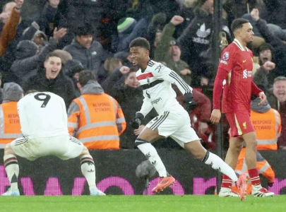 man utd hold liverpool to end losing streak man utd hold liverpool to end losing streak