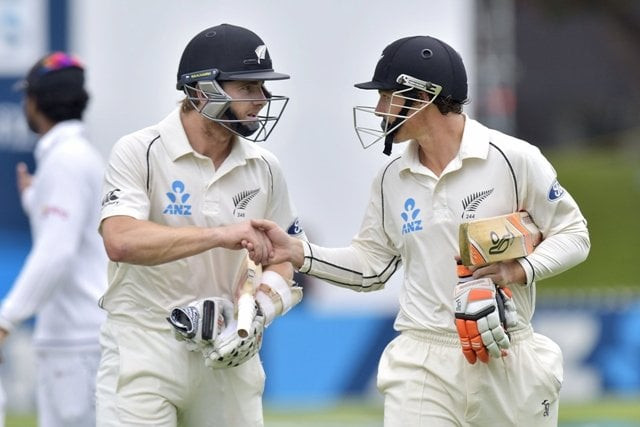 williamson 039 s unbeaten 242 with watling not out 142 rescued new zealand from a deep hole and carried them to 524 5 declared in their second innings photo afp williamson 039 s unbeaten 242 with watling not out 142 rescued new zealand from a deep hole and carried them to 524 5 declared in their second innings photo afp