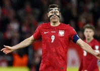 lewandowski hints at poland exit