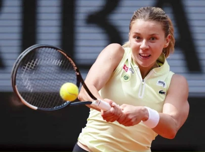 chwalinska reaches french open semi finals