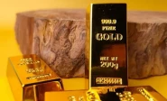 gold prices decline by rs3 500 per tola in local market