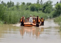 hundreds rescued as flash floods hit sulaiman range hundreds rescued as flash floods hit sulaiman range