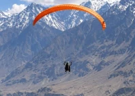 paraglider dies in chitral accident paraglider dies in chitral accident