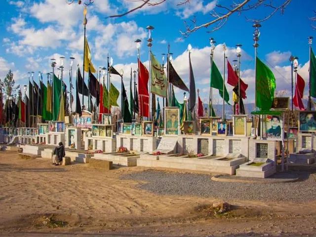 a hazara graveyard in mariabad quetta it is said that not a single person in this graveyard has died a natural death photo twitter i ahmad hassan a hazara graveyard in mariabad quetta it is said that not a single person in this graveyard has died a natural death photo twitter i ahmad hassan