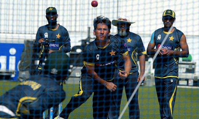 according to abdul qadir the inclusion of shahid afridi and new comer yasir shah could turn out to be a double edged sword for pakistan photo afp