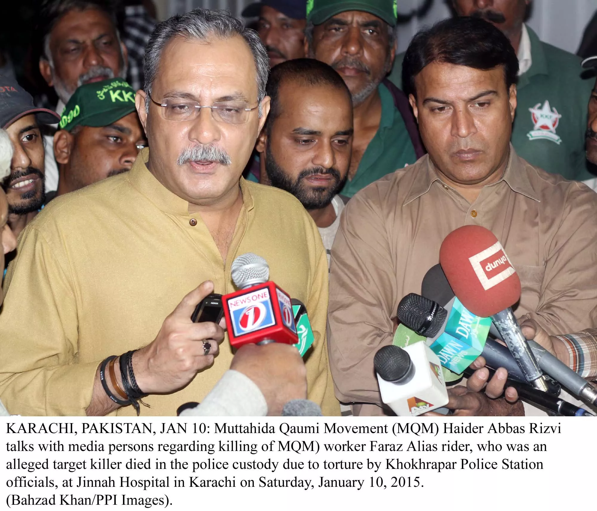 quot every other day the police are arresting mqm workers and demanding bribes in return for their release quot said rizvi quot the police have become a 039 bhatta 039 mafia quot photo ppi quot every other day the police are arresting mqm workers and demanding bribes in return for their release quot said rizvi quot the police have become a 039 bhatta 039 mafia quot photo ppi