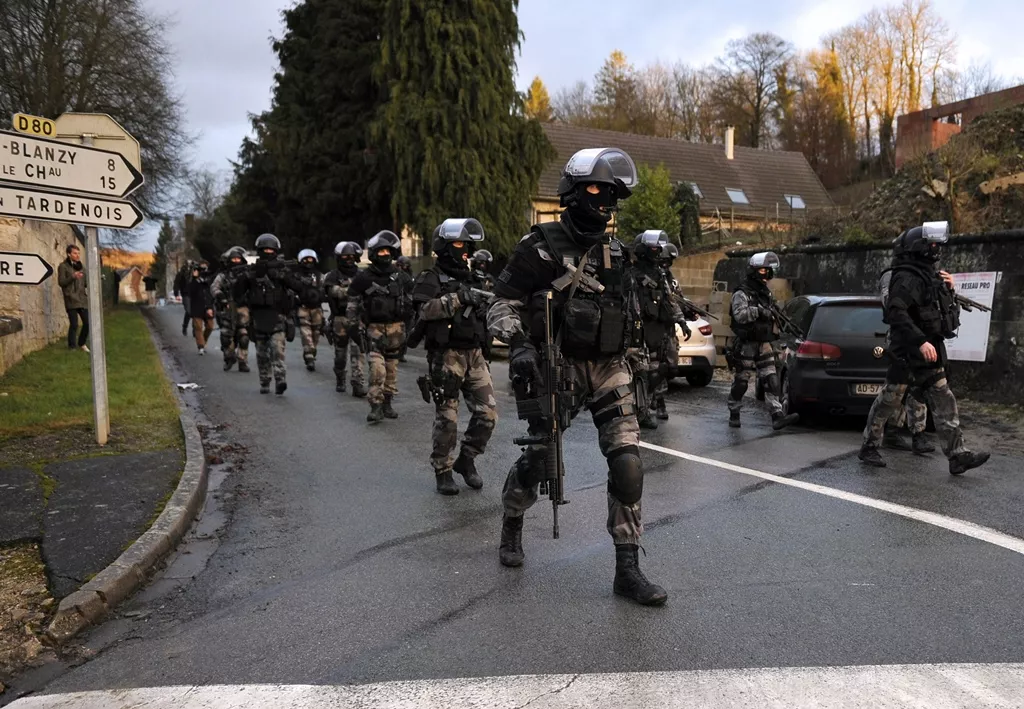 members of the gipn and raid french police special forces photo afp members of the gipn and raid french police special forces photo afp
