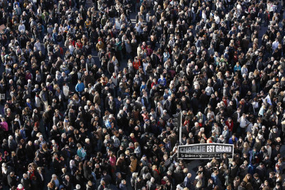 historic paris march of defiance draws massive crowd historic paris march of defiance draws massive crowd