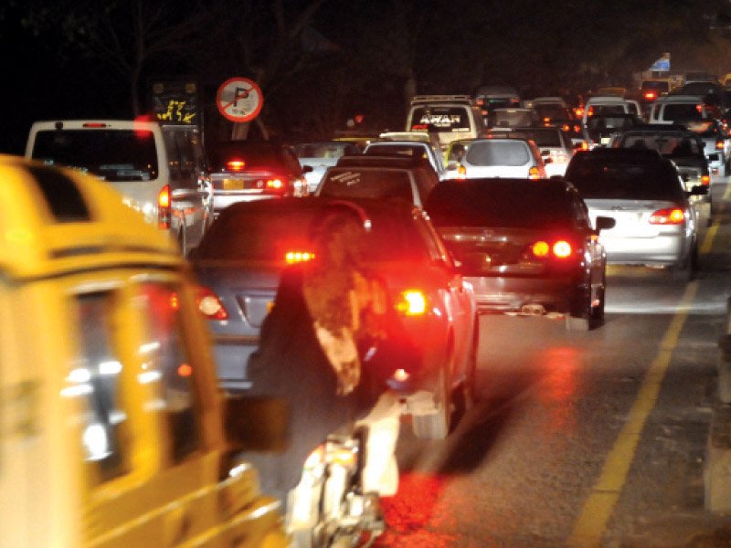 most of the roads began to clear around 10pm photo agha mehroz express