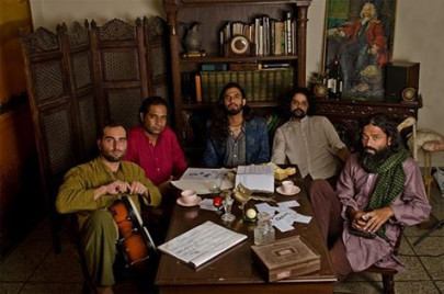 chand tara orchestra s rendition of makki madni will leave you spellbound