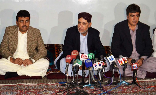 bnp chief akhtar mengal speaks against military courts in a press conference in quetta on tuesday january 13 2015 photo online bnp chief akhtar mengal speaks against military courts in a press conference in quetta on tuesday january 13 2015 photo online