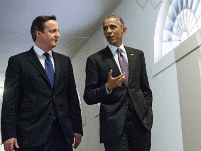 obama cameron call for pause before imposing fresh sanctions on iran