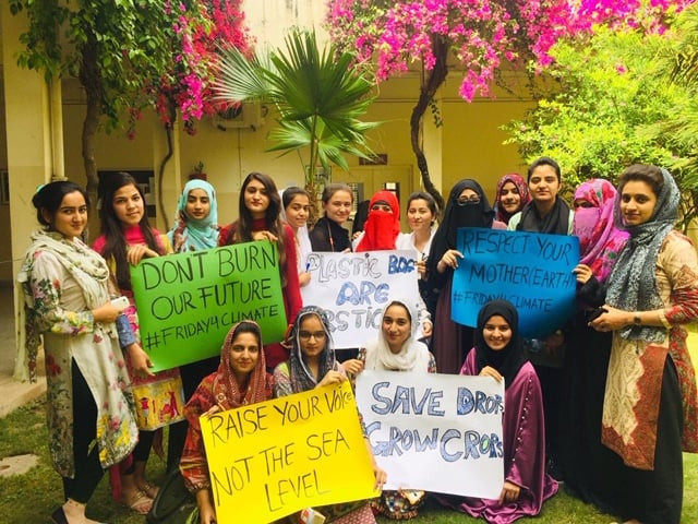 students who are protesting on fridays in solidarity with thunberg s school strike for climate are only restricting themselves to their university campuses in pakistan photo rina saeed khan