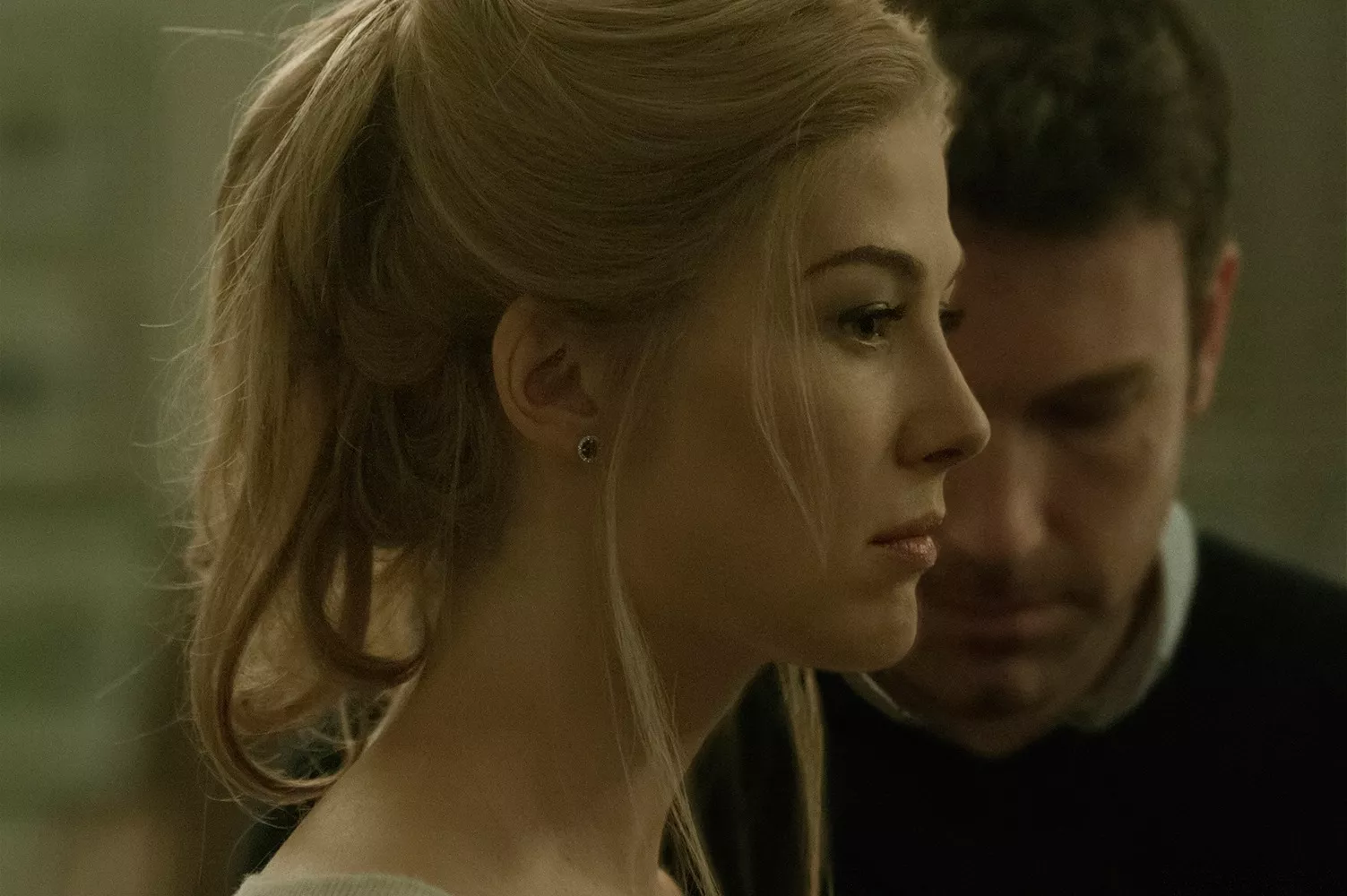 rosamund pike has been nominated in the best actress category for gone girl photo gone girl facebook page rosamund pike has been nominated in the best actress category for gone girl photo gone girl facebook page