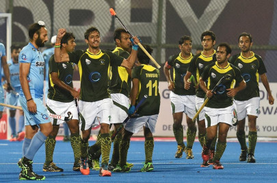 pakistan hockey team jumps back in the top ten