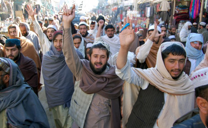 quetta shuts down as protests against charlie hebdo fill its streets