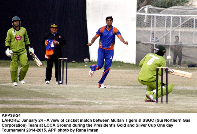 kashif naved s all round show an unbeaten 43 run knock and two wickets gave multan tigers a shocking four wicket triumph over ssgc at the lcca ground in lahore photo app kashif naved s all round show an unbeaten 43 run knock and two wickets gave multan tigers a shocking four wicket triumph over ssgc at the lcca ground in lahore photo app