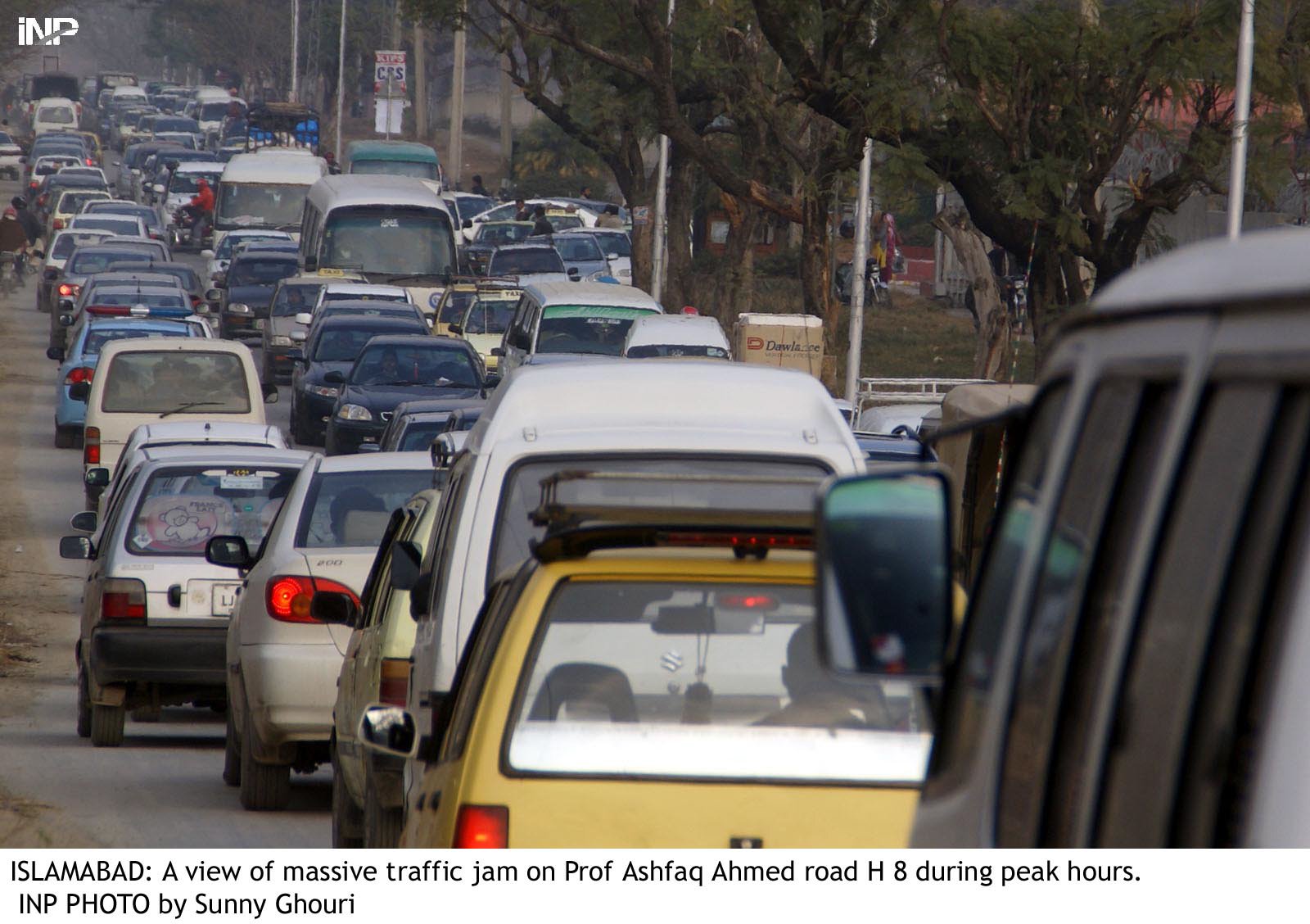 a view of the massive traffic jam on prof ashfaq ahmed road h 8 during peak hours photo inp