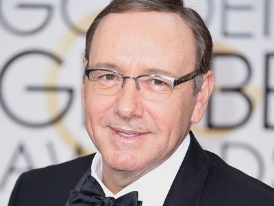 kevin spacey of house of cards skips sags to watch his arab students perform kevin spacey of house of cards skips sags to watch his arab students perform