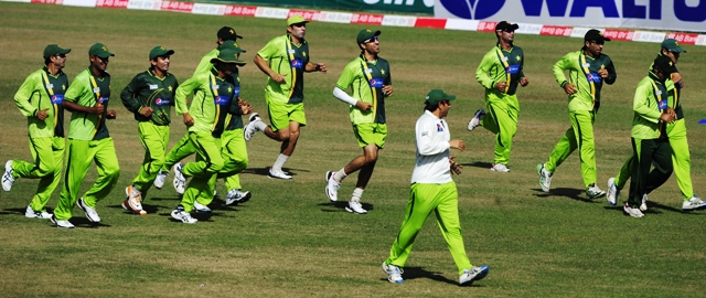 pakistan team had refused to sign a three month contract provided to them and instead wanted a contract which would be dated till december 2015 photo afp