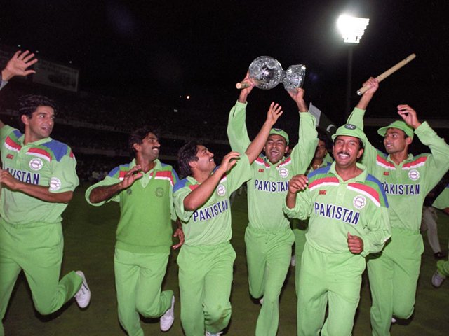 glory pakistan celebrate in triumph after winning the 1992 world cup despite not being favourites photo courtesy espncricinfo