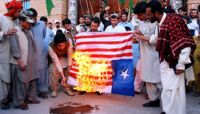 pakistan s love hate relationship with the us pakistan s love hate relationship with the us