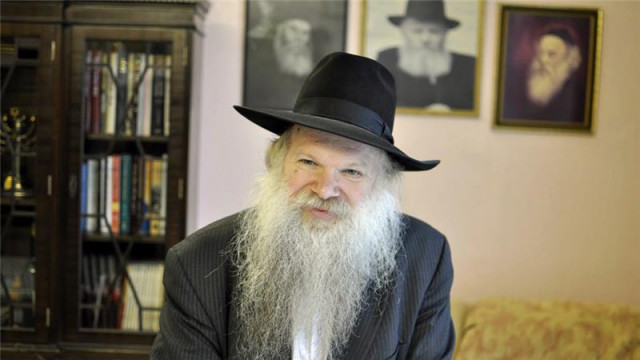 rabbi herschel gluck is a veteran international conflict mediator and the founder of the muslim jewish forum photo al jazeera rabbi herschel gluck is a veteran international conflict mediator and the founder of the muslim jewish forum photo al jazeera