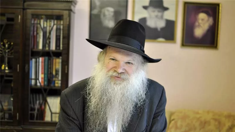 rabbi herschel gluck is a veteran international conflict mediator and the founder of the muslim jewish forum photo al jazeera rabbi herschel gluck is a veteran international conflict mediator and the founder of the muslim jewish forum photo al jazeera