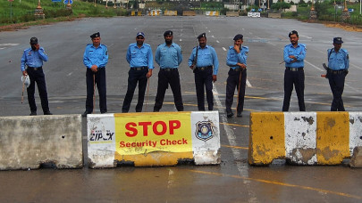 threading the labyrinth threading the labyrinth
