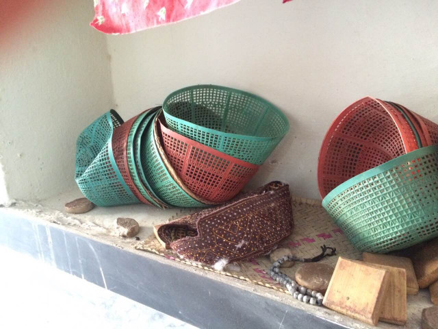 prayer caps kept at the imambargah photo tooba masood prayer caps kept at the imambargah photo tooba masood