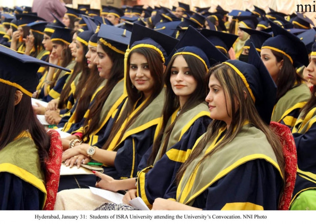 students of isra university attending the convocation photo nni students of isra university attending the convocation photo nni