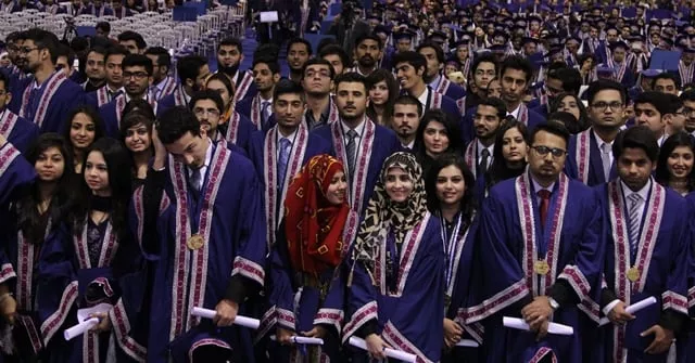 1 050 young men and women were awarded degrees at the 11th convocation of szabist photo aysha saleem