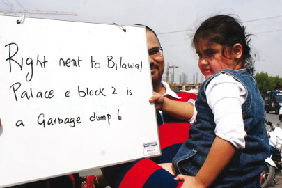 clifton residents protest against garbage