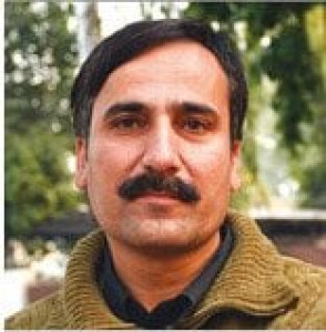 restrained artist vies space to exhibit masterpieces restrained artist vies space to exhibit masterpieces