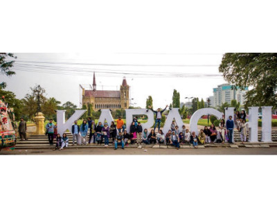 super savari express hop on board pakistan s first guided city tour