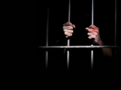 crippled death row convict moves lhc